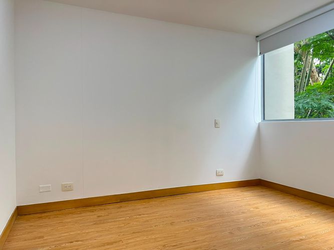 Apartamento de 2 alcobas en arriendo en El Poblado, Medellín, 84 m² · foto 9 de 16