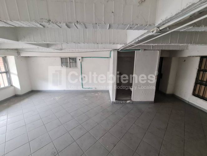 Local en arriendo en Colombia, Medellín, 35 m² · foto 6 de 10