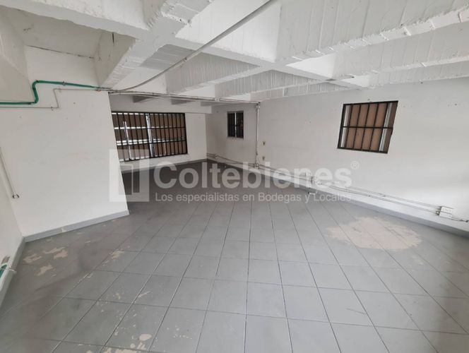Local en arriendo en Colombia, Medellín, 35 m² · foto 9 de 10