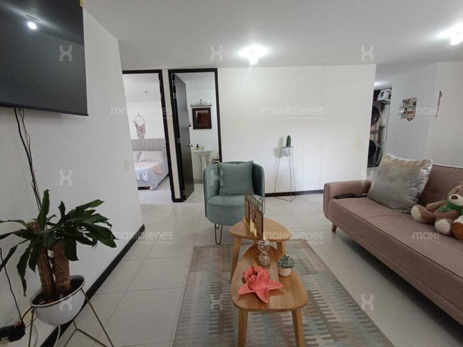 $470.000.000 en Unidad Residencial Porton de Gualanday