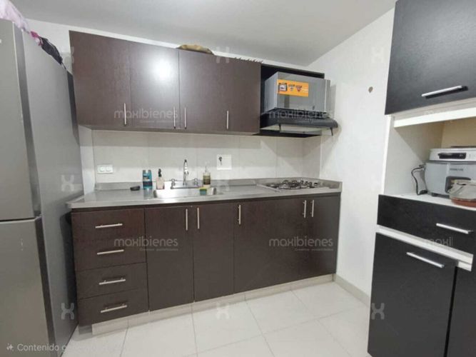 Apartamento de 2 alcobas en venta en Rionegro, 72 m² · foto 3 de 14