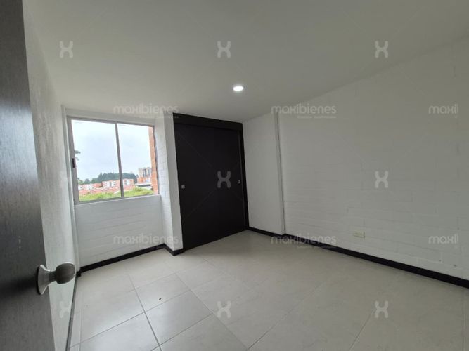 Apartamento de 2 alcobas en arriendo en Rionegro, 72 m² · foto 10 de 17