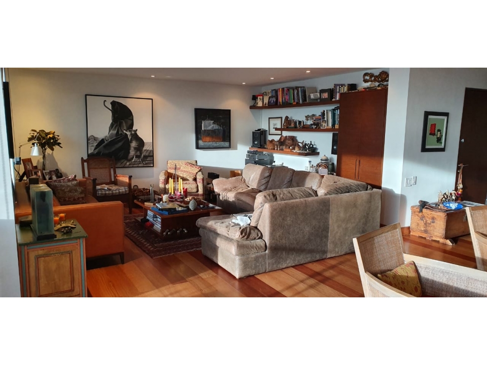 Apartamento en Venta en Cerros de los Alpes, Bogotá