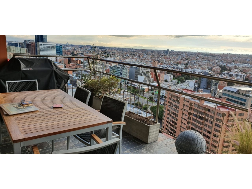 Apartamento en Venta en Cerros de los Alpes, Bogotá