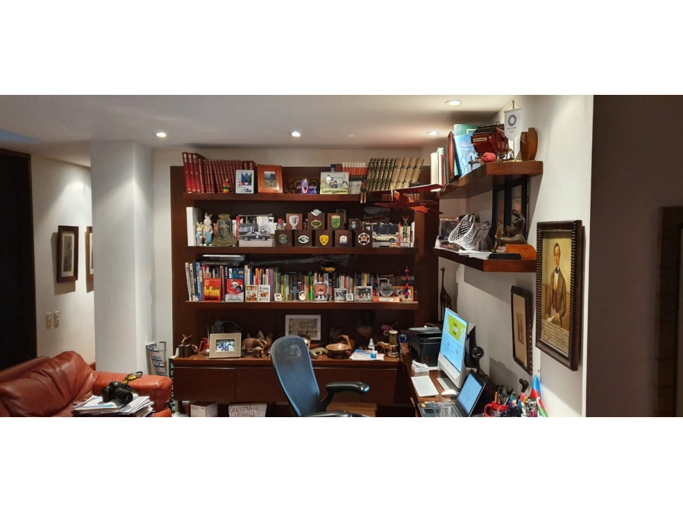 Apartamento en Venta en Cerros de los Alpes, Bogotá