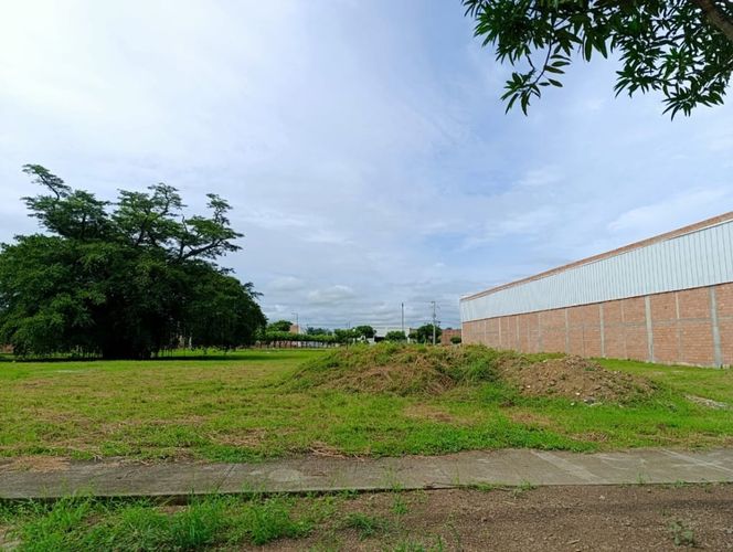 Lote en venta en Urb. Rosendo Garces, Montería, 1502 m² · foto 10 de 12