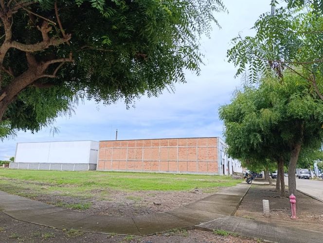 Lote en venta en Urb. Rosendo Garces, Montería, 2569 m² · foto 8 de 12
