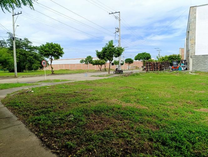 Lote en venta en Urb. Rosendo Garces, Montería, 1600 m² · foto 3 de 12
