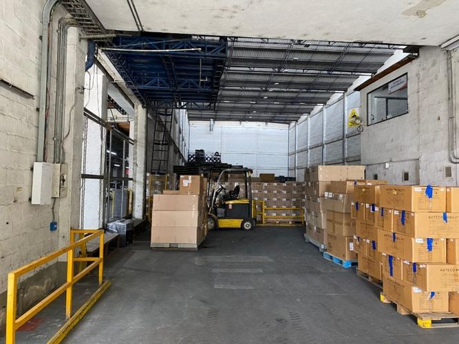 Bodega en venta en Los Naranjos, Itagüí, 3391 m² · foto 8 de 11