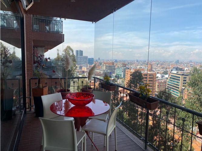 Apartamento de 3 alcobas en venta en Cerros De Los Alpes, Bogotá, 311 m² · foto 5 de 24