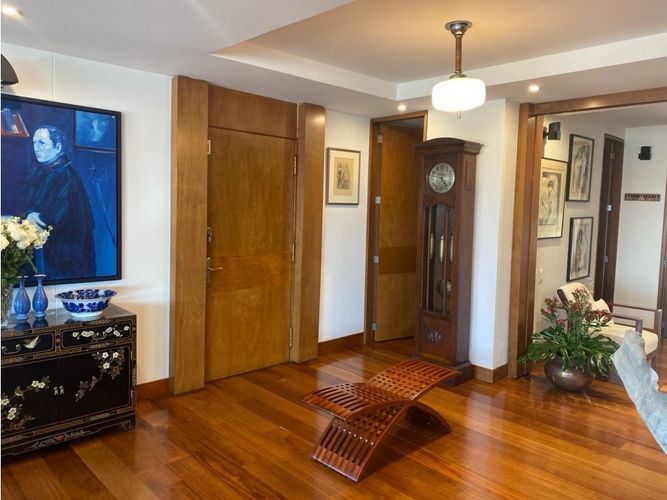 Apartamento de 3 alcobas en venta en Cerros De Los Alpes, Bogotá, 311 m² · foto 13 de 24