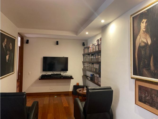 Apartamento de 3 alcobas en venta en Cerros De Los Alpes, Bogotá, 311 m² · foto 14 de 24
