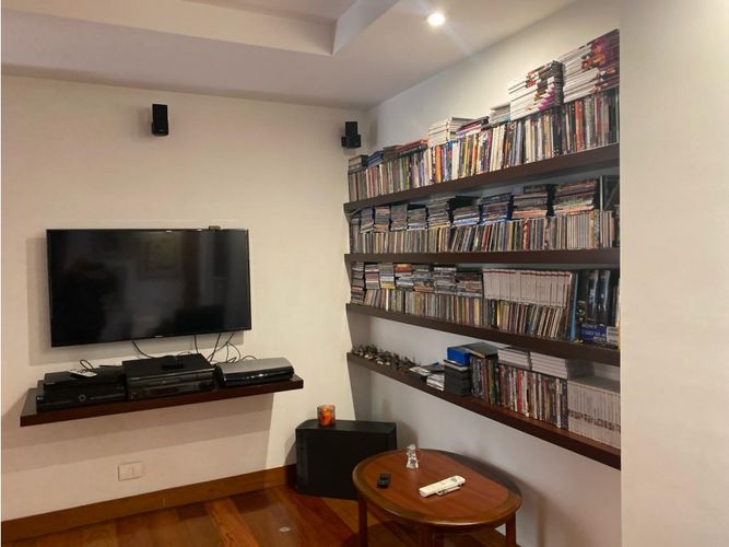 Apartamento de 3 alcobas en venta en Cerros De Los Alpes, Bogotá, 311 m² · foto 15 de 24