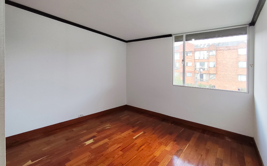 Apartamento en venta en Mirandela, Bogotá · foto 8 de 15