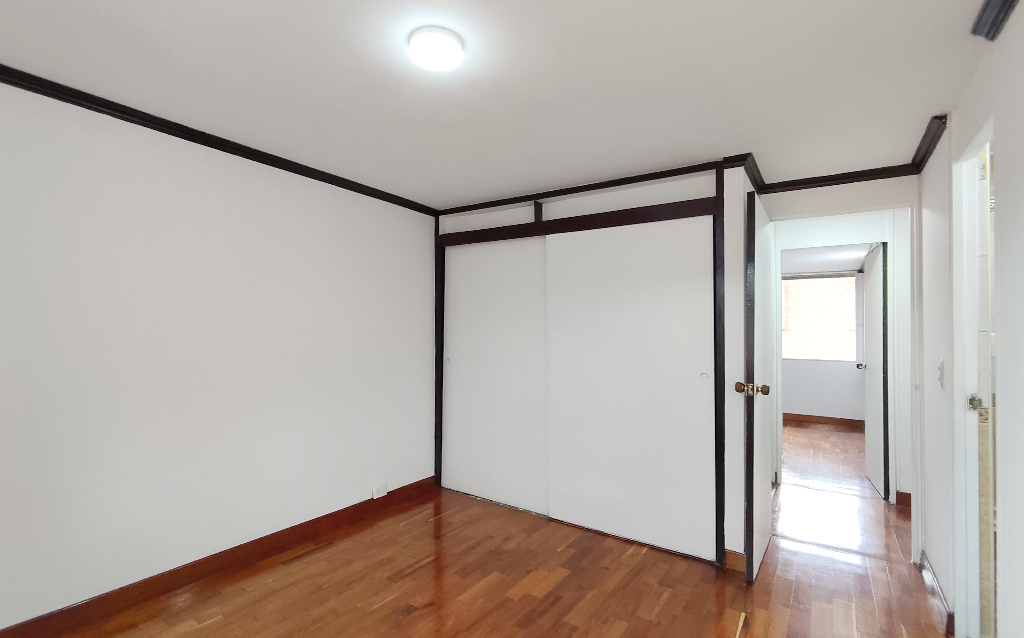 Apartamento en venta en Mirandela, Bogotá · foto 11 de 15