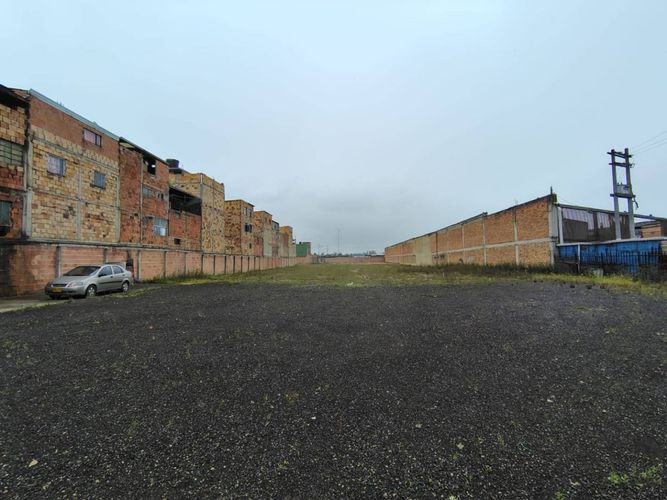 Lote en arriendo en Managua, Mosquera, 6400 m² · foto 4 de 8