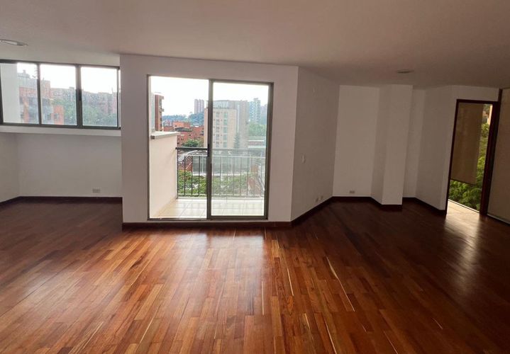 Oficina en arriendo en El Poblado, Medellín, 62 m² · foto 4 de 18