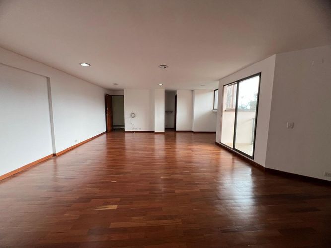 Oficina en arriendo en El Poblado, Medellín, 62 m² · foto 7 de 18