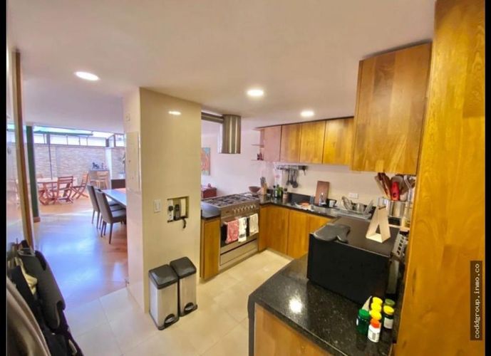 Apartamento en venta en La Carolina, Bogotá · foto 4 de 24