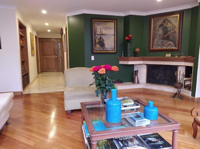 Apartamento en venta en La Carolina, Bogotá · foto 10 de 24