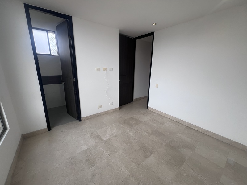 Apartamento en arriendo en La Linde, Medellín · foto 9 de 23