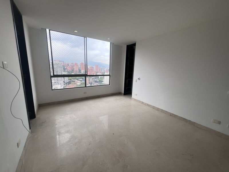 Apartamento en arriendo en La Linde, Medellín · foto 12 de 23