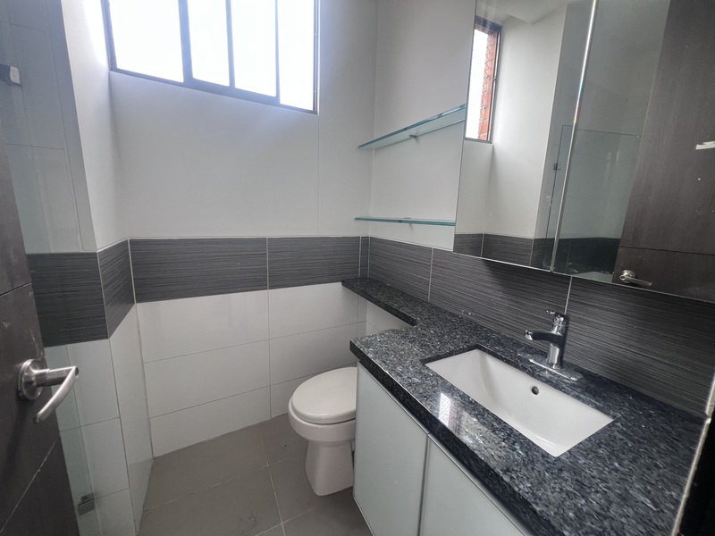 Apartamento en arriendo en La Linde, Medellín · foto 16 de 23