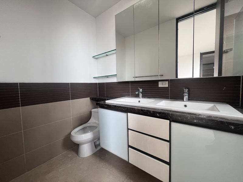 Apartamento en arriendo en La Linde, Medellín · foto 18 de 23