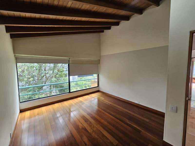 Casa en arriendo en El Poblado, Medellín · foto 14 de 24