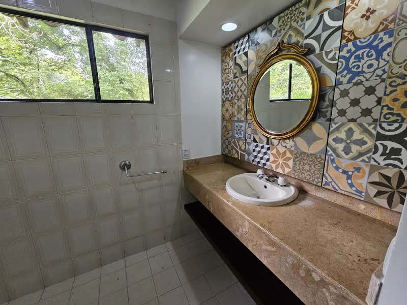 Casa en arriendo en El Poblado, Medellín · foto 17 de 24