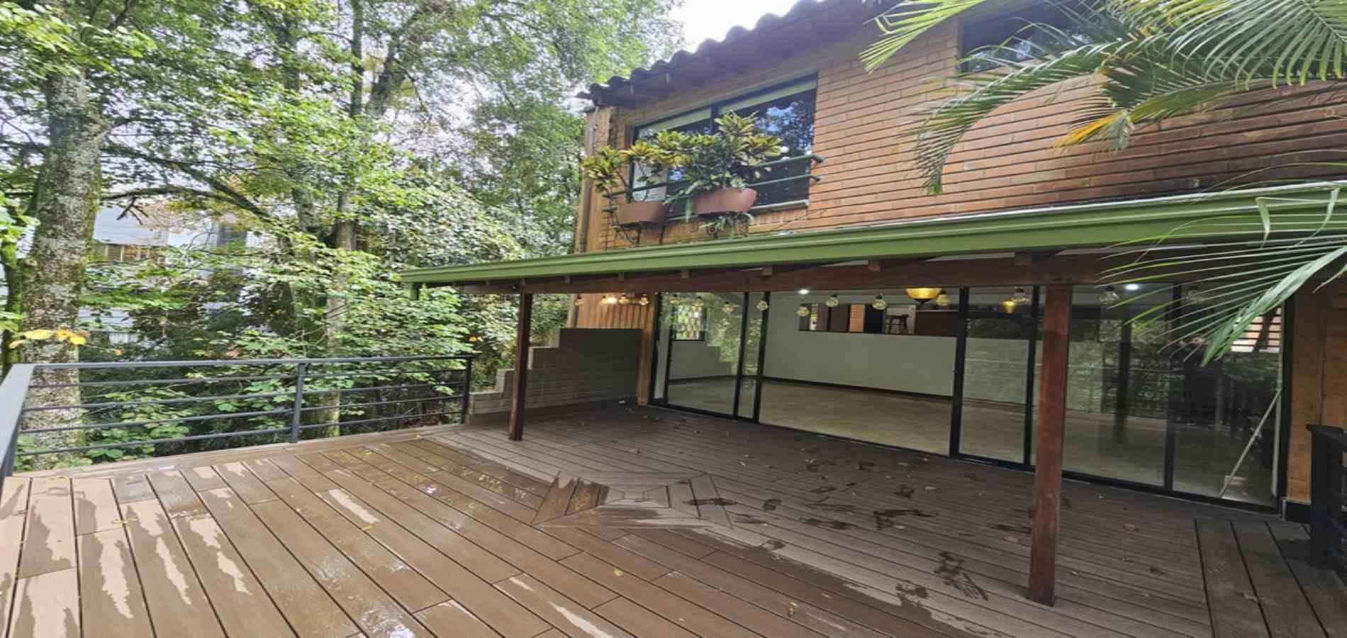 Casa en arriendo en El Poblado, Medellín · foto 22 de 24