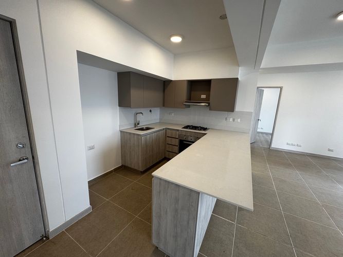 Apartamento de 2 alcobas en arriendo en Villa Carlota, Medellín, 85 m² · foto 5 de 21