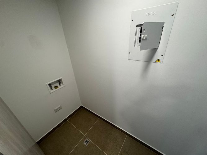 Apartamento de 2 alcobas en arriendo en Villa Carlota, Medellín, 85 m² · foto 18 de 21