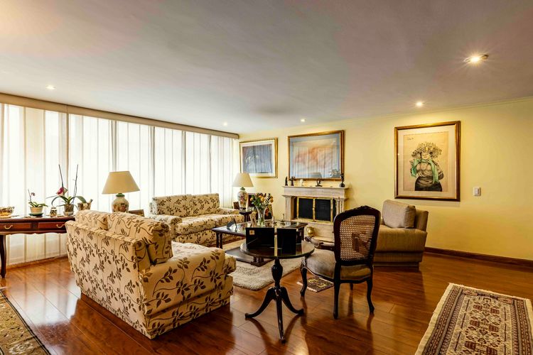 Apartamento en venta en Chico, Bogotá · foto 4 de 24