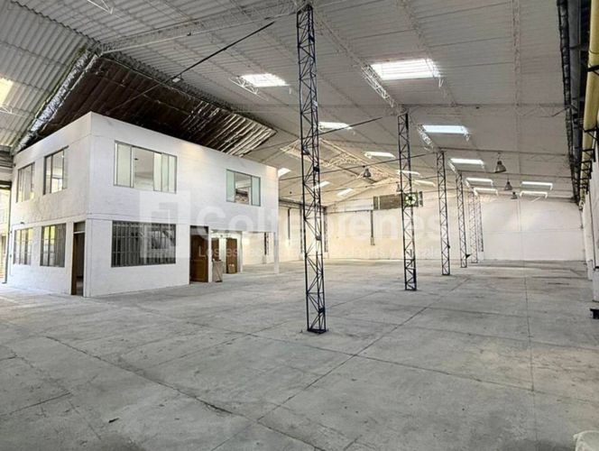 Bodega en arriendo en Sierra Morena, La Estrella, 850 m² · foto 3 de 4