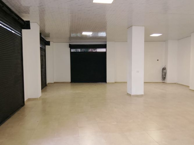 Local en arriendo en Camparola, Itagüí, 170 m² · foto 2 de 12