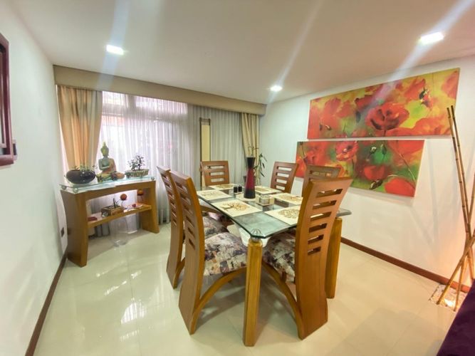 Casa de 5 alcobas en venta en Villa Ines, Bogotá, 212 m² · foto 3 de 24