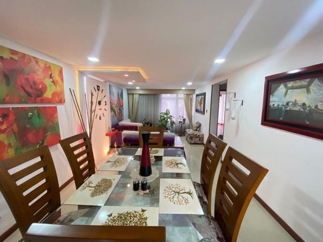 Casa de 5 alcobas en venta en Villa Ines, Bogotá, 212 m² · foto 7 de 24
