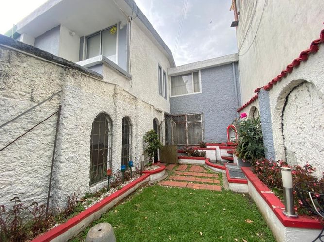 Casa de 5 alcobas en venta en Villa Ines, Bogotá, 212 m² · foto 10 de 24