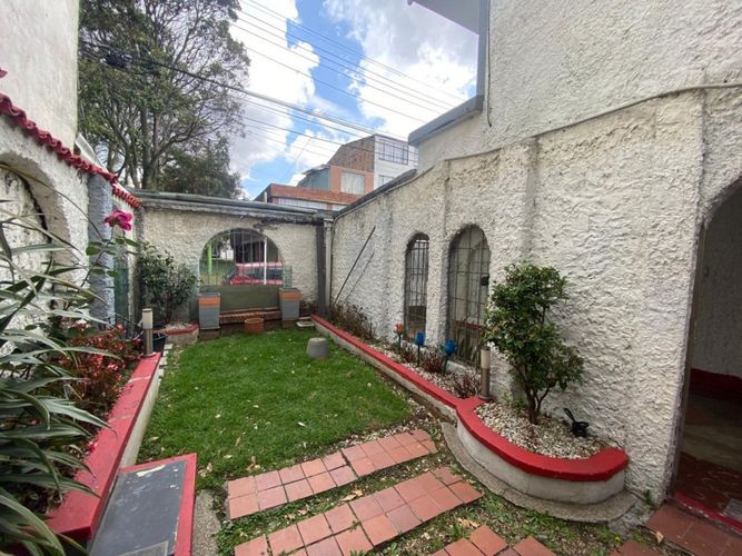 Casa de 5 alcobas en venta en Villa Ines, Bogotá, 212 m² · foto 12 de 24