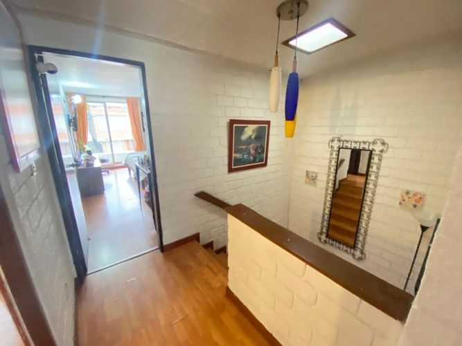 Casa de 5 alcobas en venta en Villa Ines, Bogotá, 212 m² · foto 19 de 24