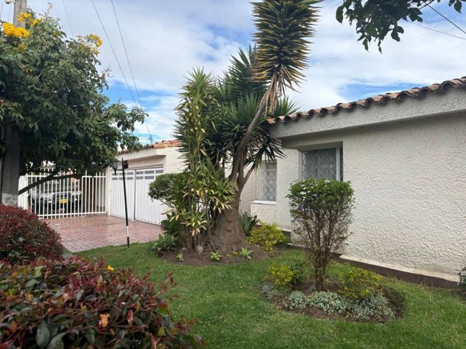 Casa de 3 alcobas en venta en Alhambra, Bogotá, 211 m² · foto 14 de 24