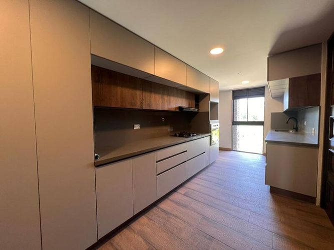 Apartamento de 5 alcobas en arriendo en Llano Grande, Rionegro, 346 m² · foto 5 de 24