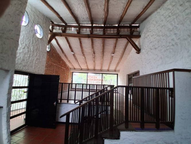 Casa de 5 alcobas en arriendo en Quirinal, Neiva, 240 m² · foto 7 de 24