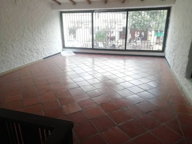 Casa de 5 alcobas en arriendo en Quirinal, Neiva, 240 m² · foto 8 de 24