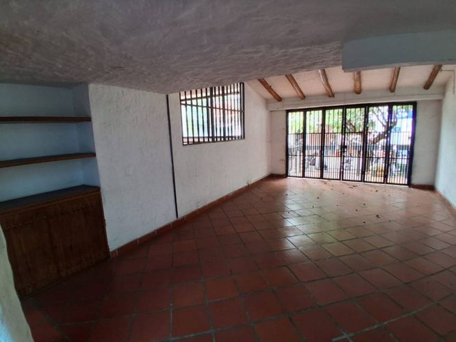 Casa de 5 alcobas en arriendo en Quirinal, Neiva, 240 m² · foto 18 de 24