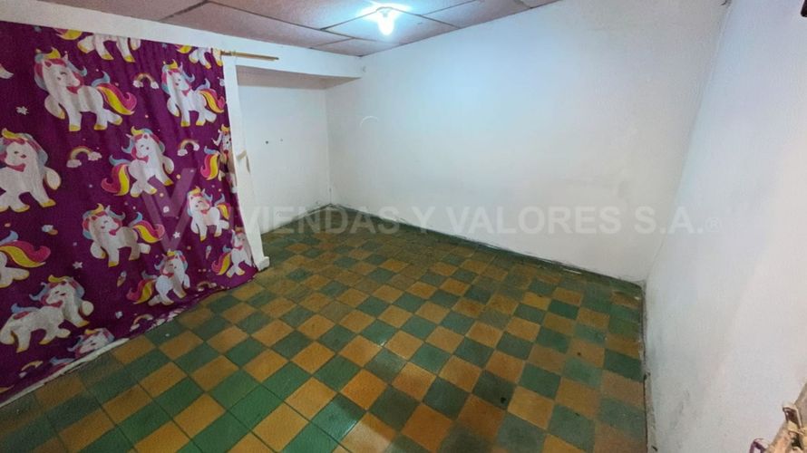 Casa de 1 alcoba en venta en La Riviera, Cúcuta, 216 m² · foto 3 de 12