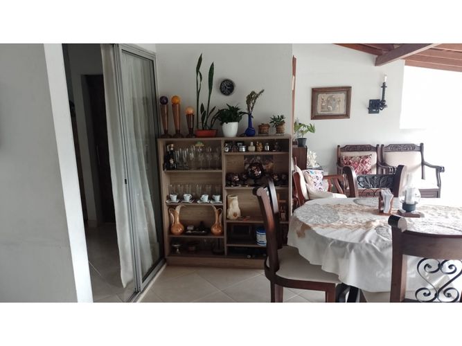 Casa de 10 alcobas en venta en Suramérica, La Estrella, 300 m² · foto 5 de 12