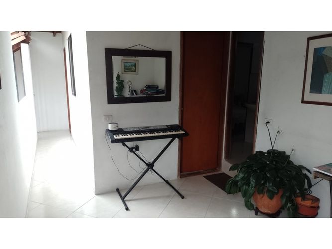 Casa de 10 alcobas en venta en Suramérica, La Estrella, 300 m² · foto 12 de 12