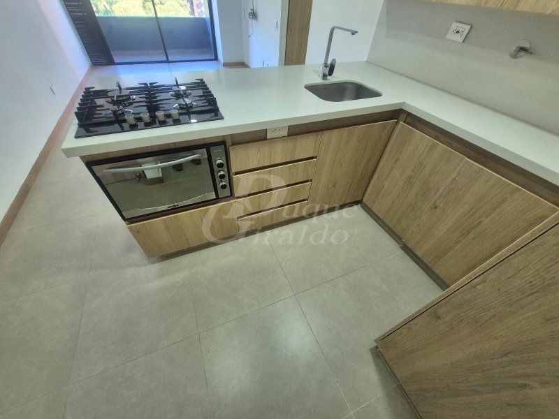 Apartamento en arriendo en Las Palmas, Medellín · foto 5 de 17